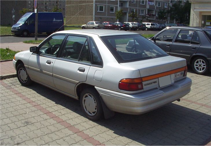 Ford Escort LX