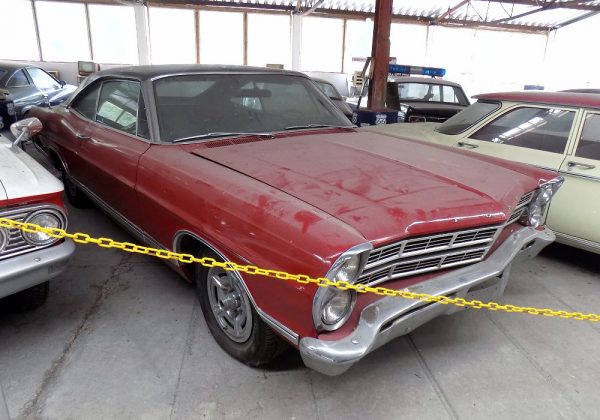 Ford Galaxie 500