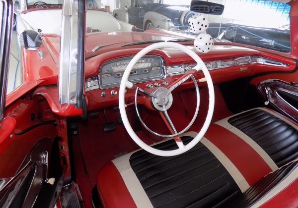 Ford Galaxie Sunliner 200 HP