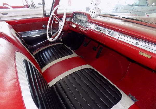 Ford Galaxie Sunliner 200 HP