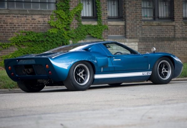 Ford GT 40 Mk I Street