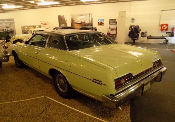 Ford LTD Coupe