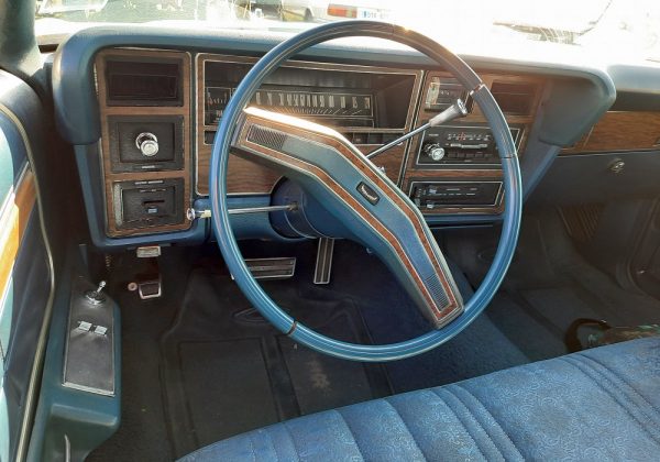 Ford LTD Coupe Hardtop 351