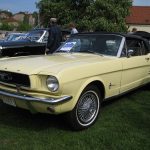 Ford Mustang 200 Convertible