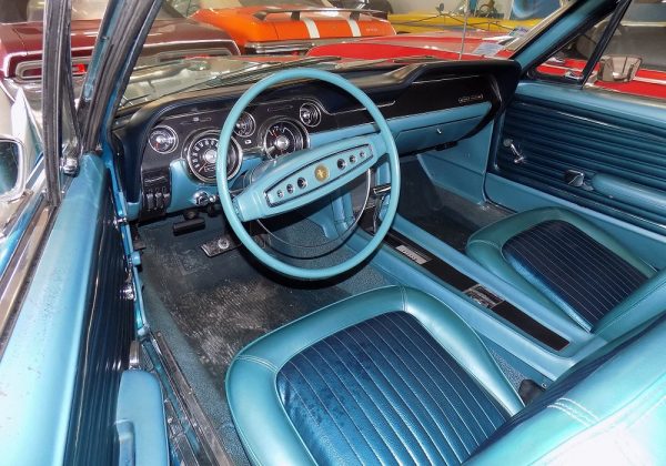 Ford Mustang GT 302 Convertible