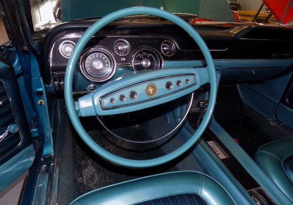Ford Mustang GT 302 Convertible