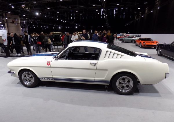 Ford Mustang Shelby GT 350