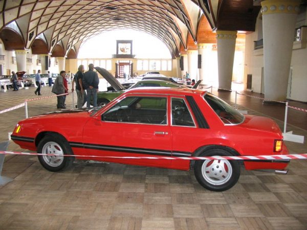 Ford Mustang Turbo