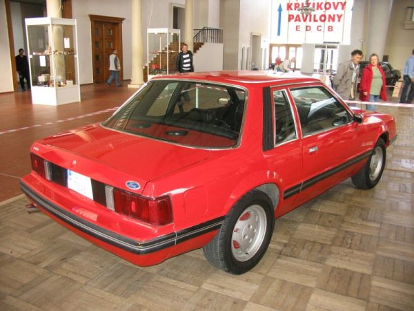 Ford Mustang Turbo