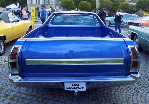 Ford Ranchero 500