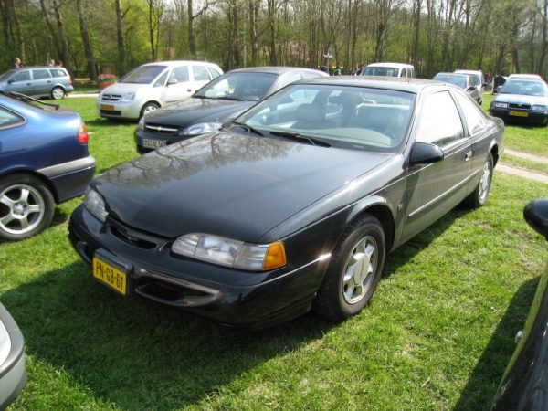 Ford Thunderbird LX