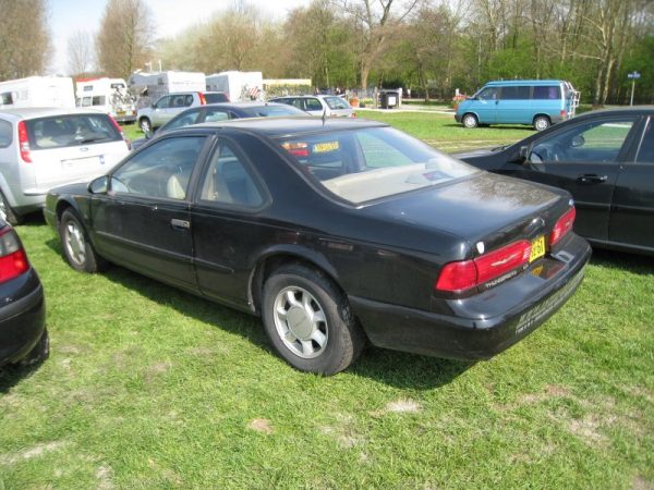 Ford Thunderbird LX