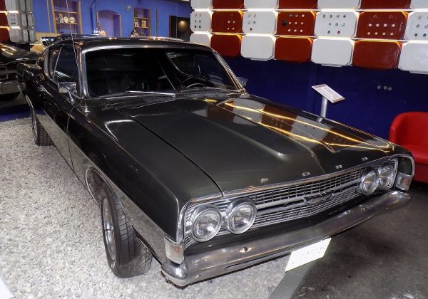 Ford Torino GT Fastback 302