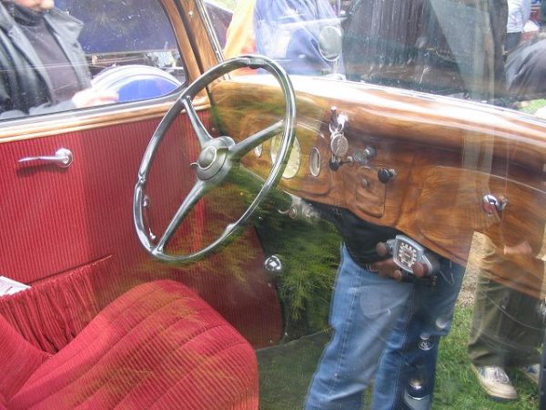 Ford V8 95