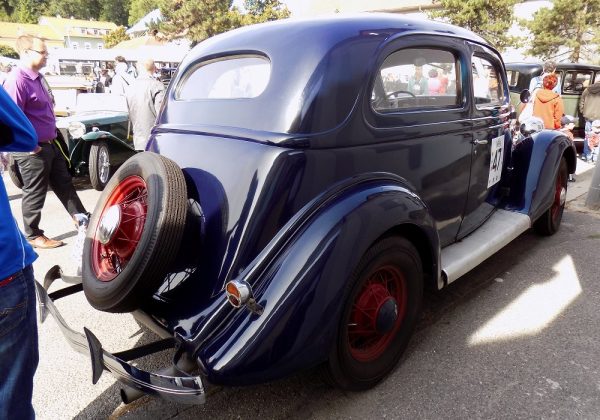 Ford V8 Model 48 Tudor Sedan