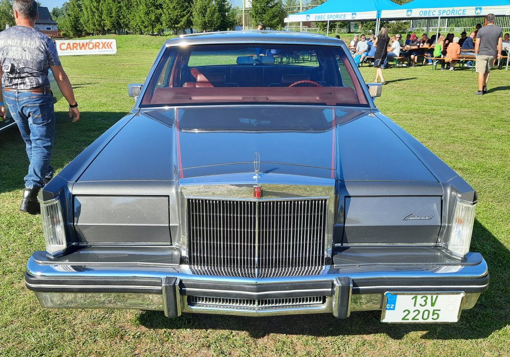 Lincoln Continental Mark VI 2-Door