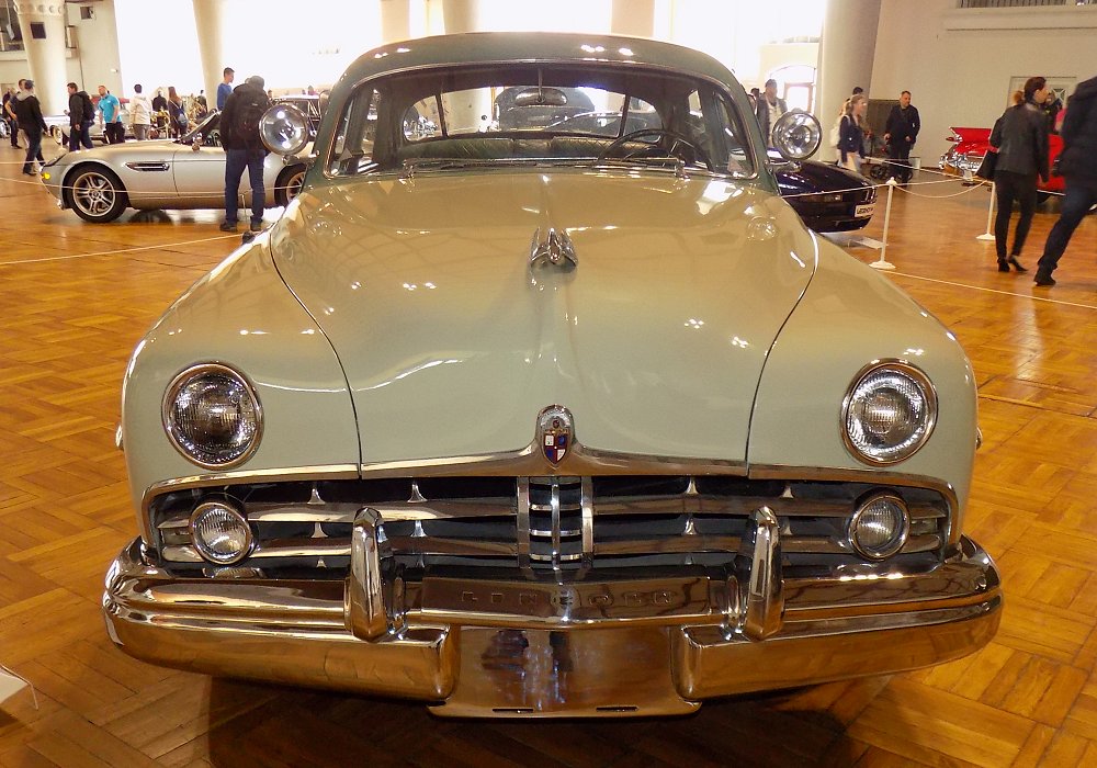 Lincoln Cosmopolitan Sport Sedan