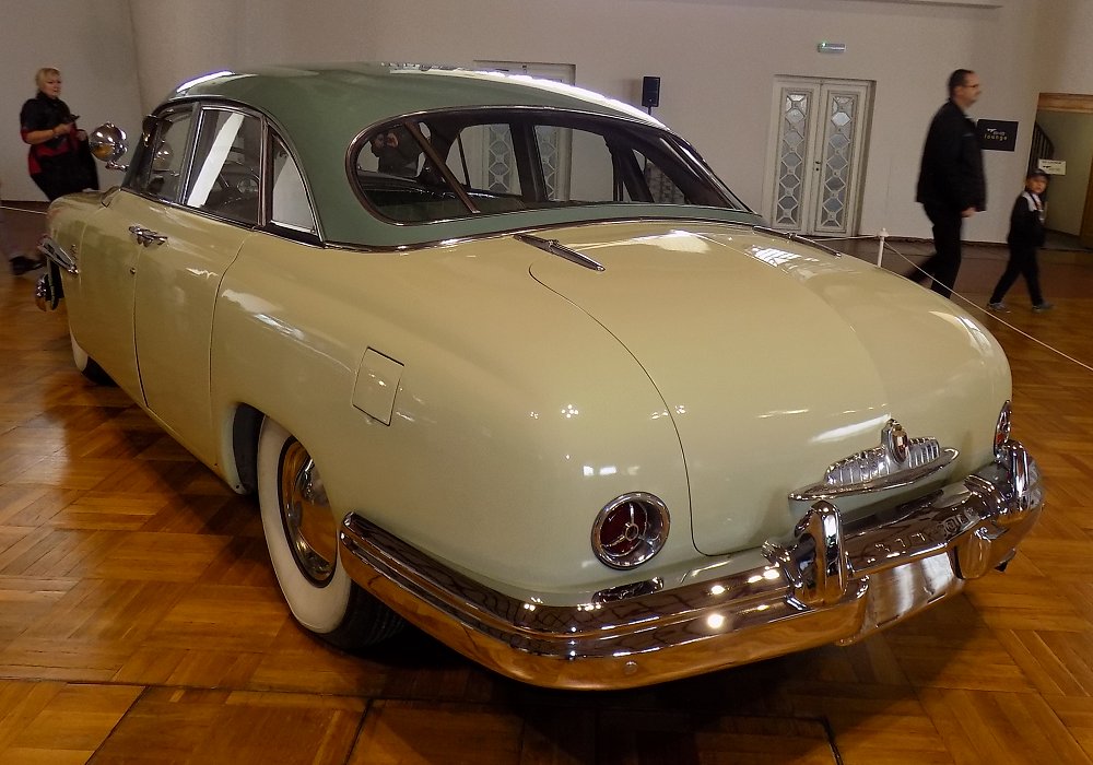 Lincoln Cosmopolitan Sport Sedan