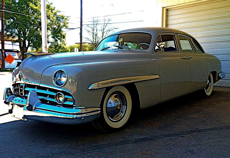 Lincoln Cosmopolitan Sport Sedan