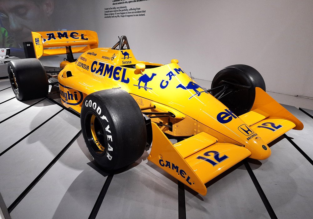 Lotus 99T/4 Honda Camel F1 Lotus 99T/4 Honda Camel F1