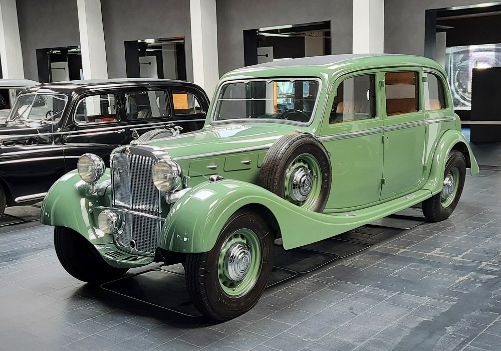 Maybach SW 38 Pullman-Limousine Spohn