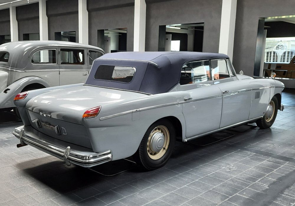 Maybach SW 42 Ponton-Cabriolet Spohn