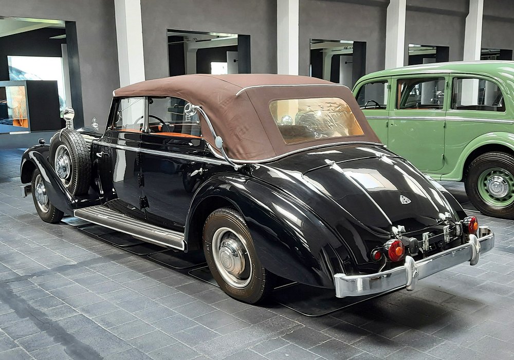 Maybach SW 42 Sport Cabriolet Spohn