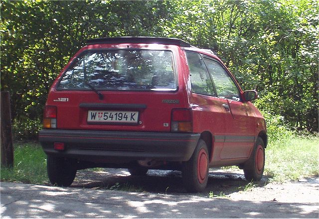Mazda 121 1.3