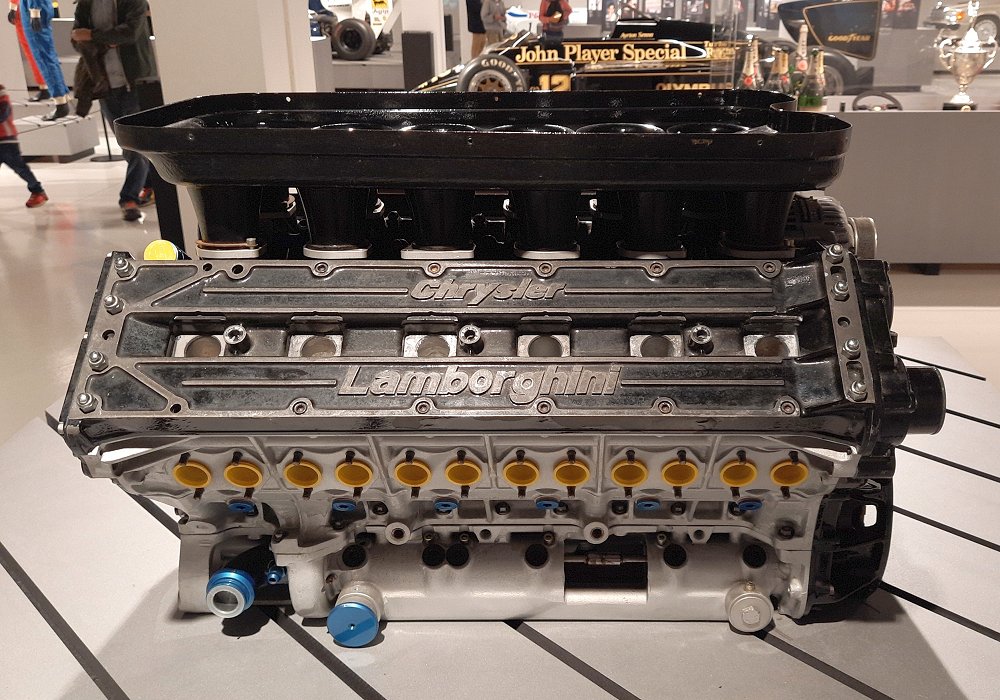 McLaren MP4/8B Lamborghini F1